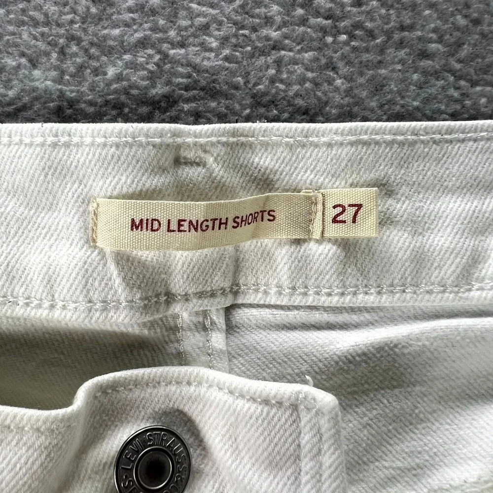 Levi's Mid Length Jean Shorts Womens 27 White Denim 5-Pocket Stretch Cuffed Hem